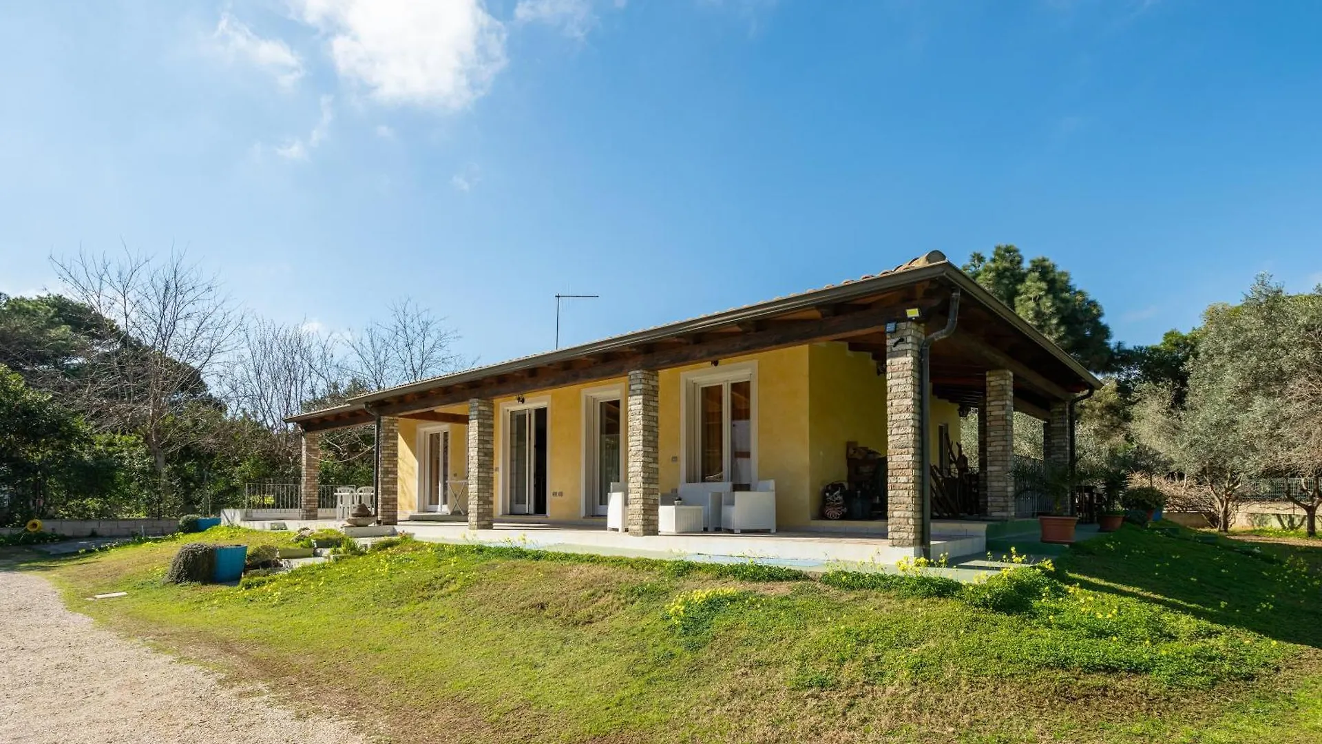Holiday home Casa Vacanza Ghisu Sant'Anna Arresi Italy
